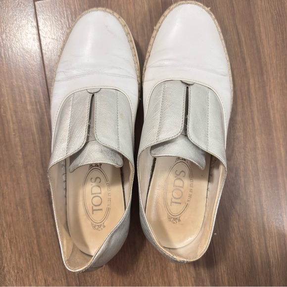 Tod's Shoes - Tod's Women's Cream Leather Loafers size 10